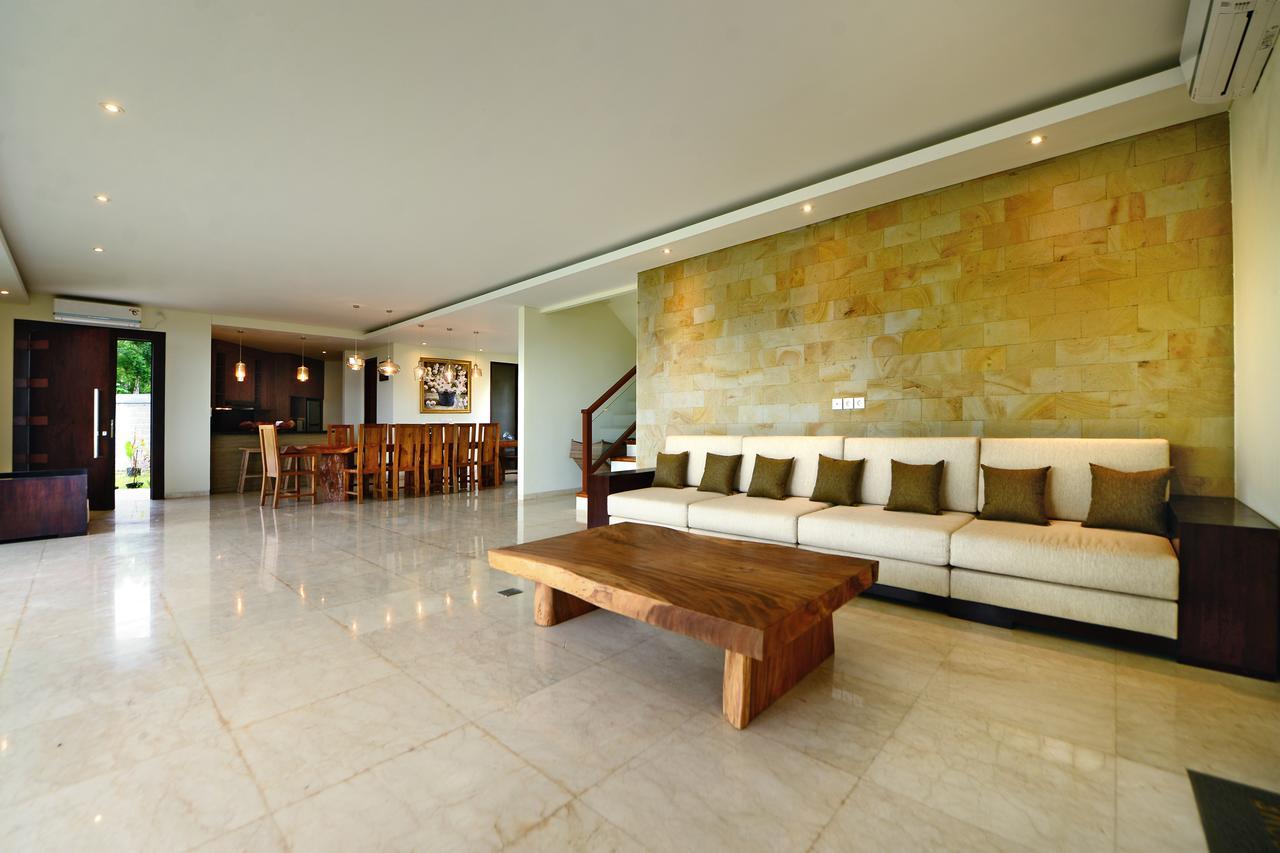 Uluwatu Villa Exterior photo